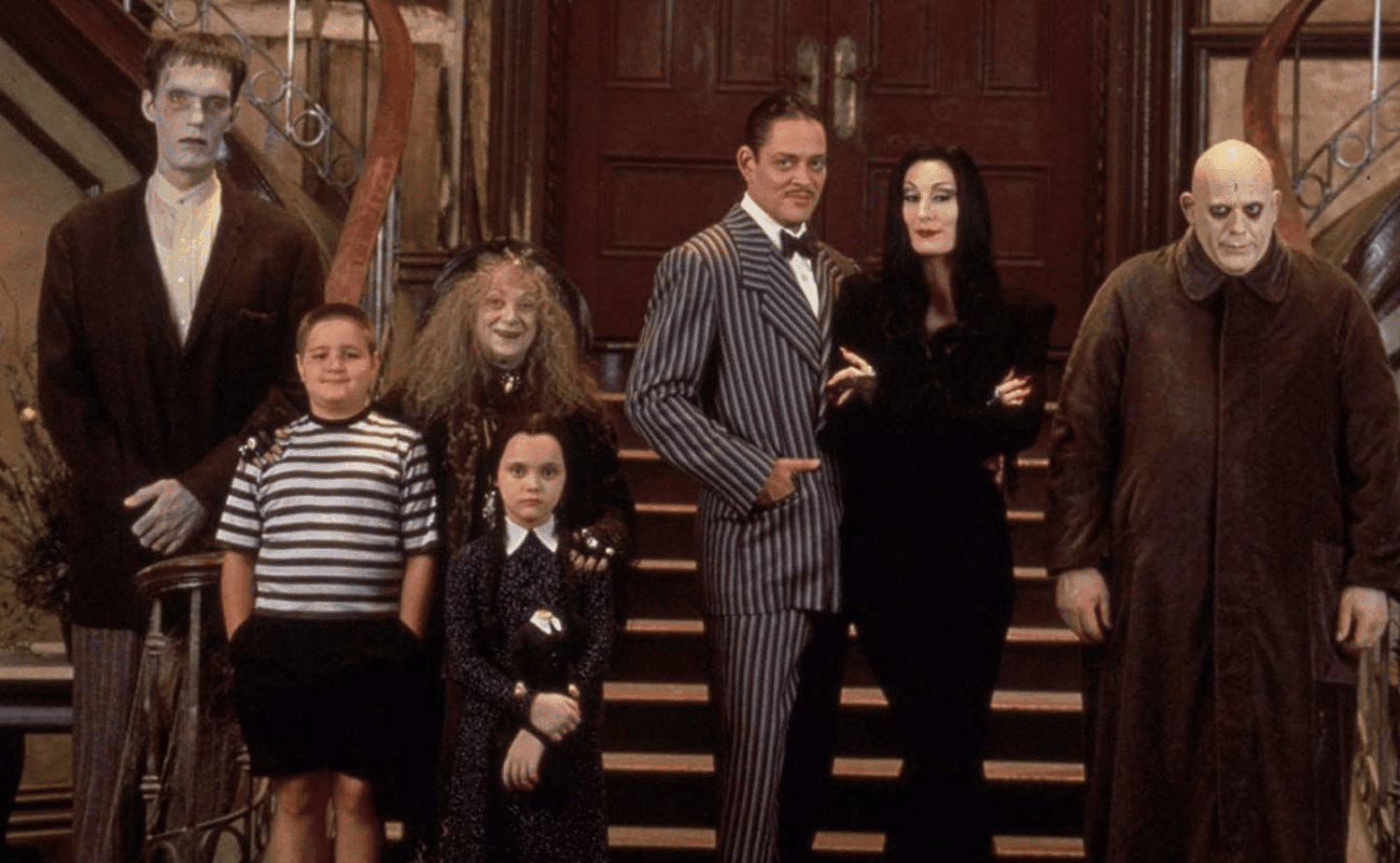 the addams family 1991 The Addams Family Costume Guides